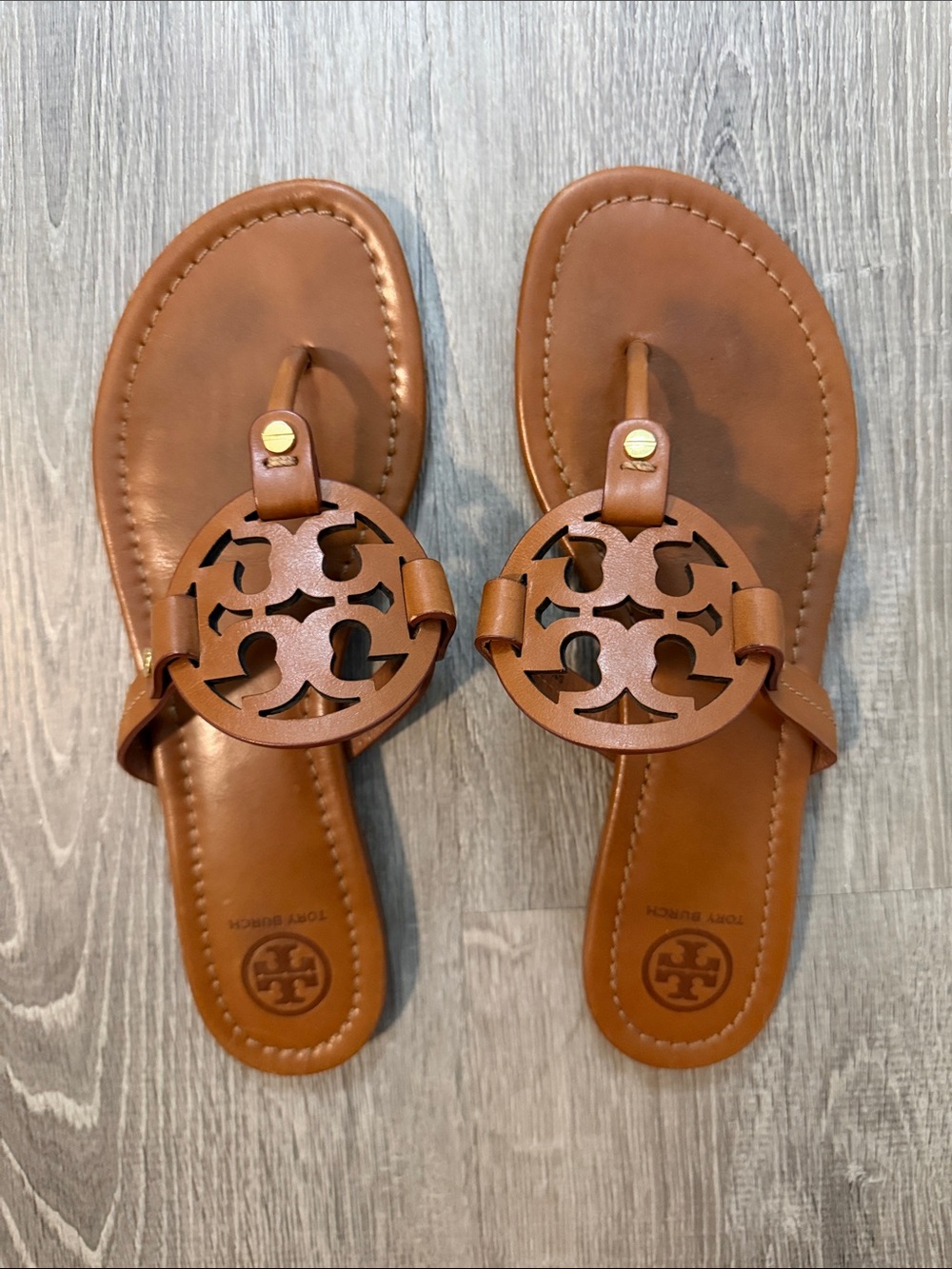 Tory Burch 8.5 Miller Vintage Vachetta Leather  Casual Slip On Logo Sandals